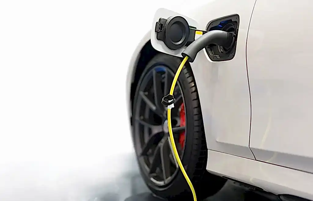 Elektrikli Araç Şarj İstasyonları